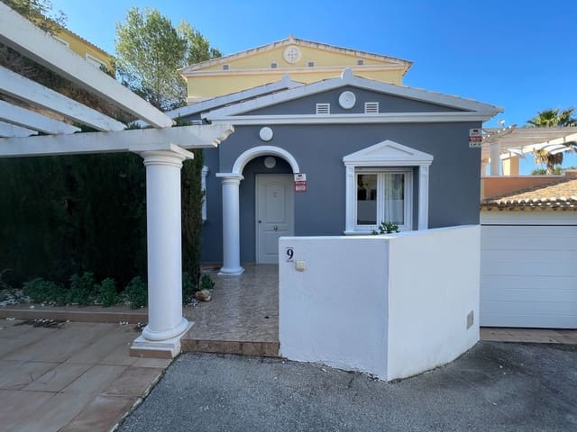 3 Zimmer Villa zu verkaufen in Calpe / Calp mit Pool Garage - 435.000 € (Ref: 8797135)