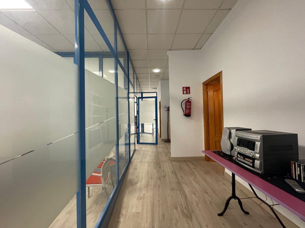 Kommersiell til salgs i Calpe / Calp - € 185 000 (Ref: 8797137)