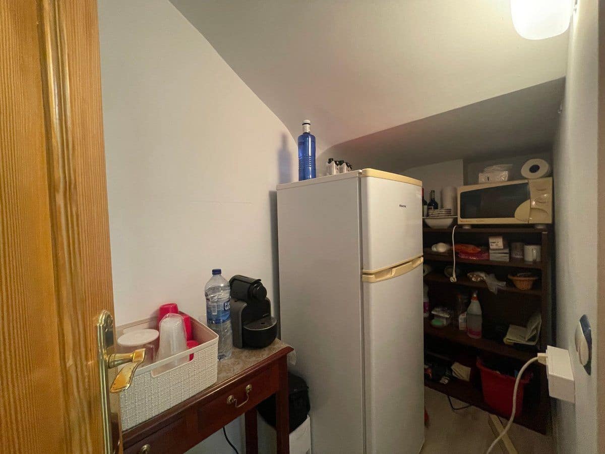 Kommersiell til salgs i Calpe / Calp - € 185 000 (Ref: 8797137)