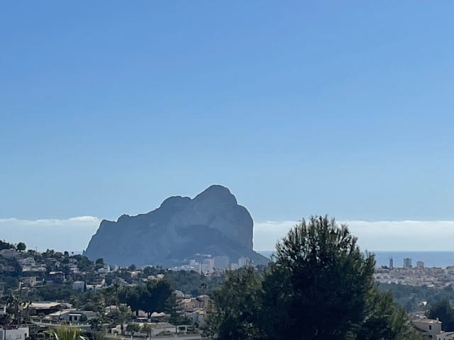 Grunde uden byggetilladelser til salg i Calpe / Calp - € 250.000 (Ref: 8805647)