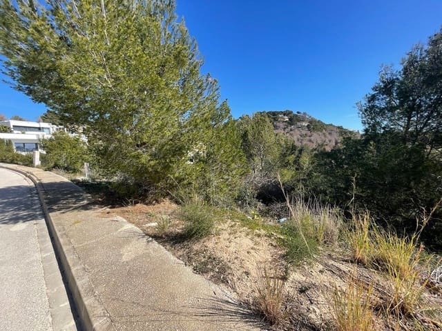 Undeveloped Land for sale in Calpe / Calp - € 250,000 (Ref: 8805647)