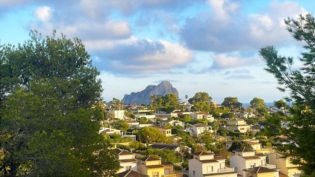 Undeveloped Land for sale in Calpe / Calp - € 250,000 (Ref: 8805647)