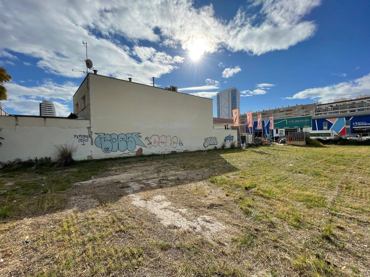 Grunde uden byggetilladelser til salg i Calpe / Calp - € 1.250.000 (Ref: 8805648)