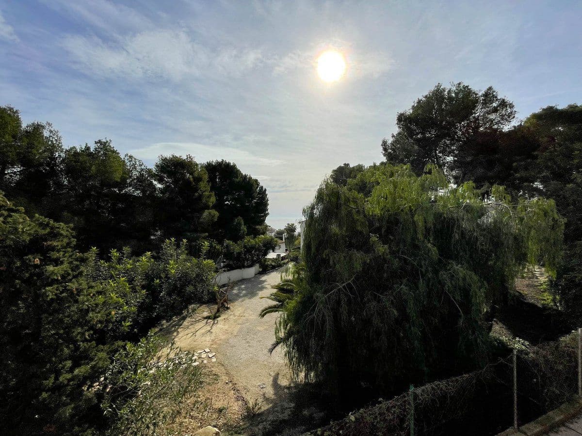 6 bedroom Villa for sale in Benissa with garage - € 690,000 (Ref: 8848762)