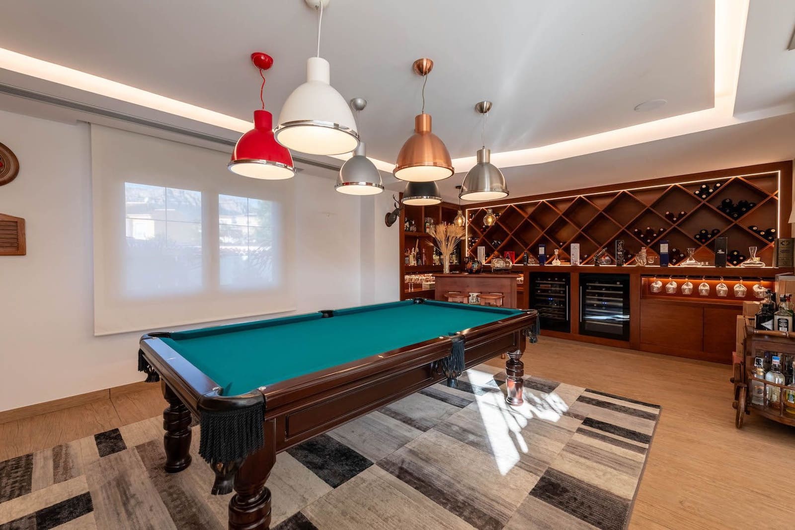 4 bedroom Villa for sale in Calpe / Calp with pool garage - € 2,520,000 (Ref: 8864518)