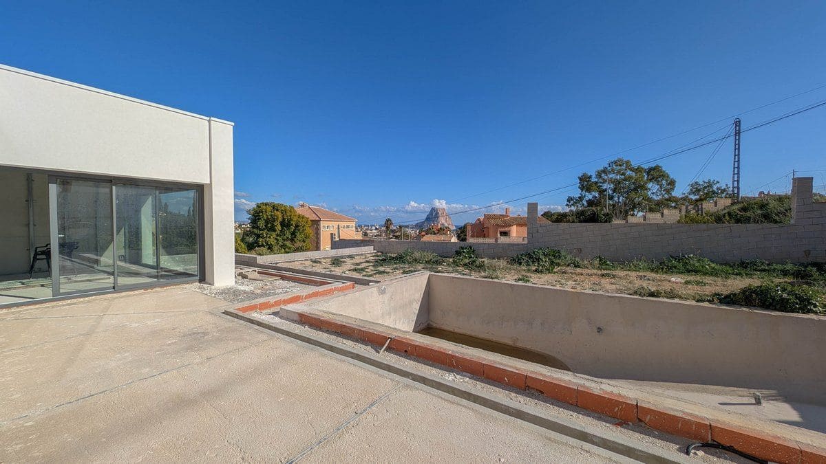 3 bedroom Villa for sale in Calpe / Calp with pool garage - € 1,150,000 (Ref: 8864519)