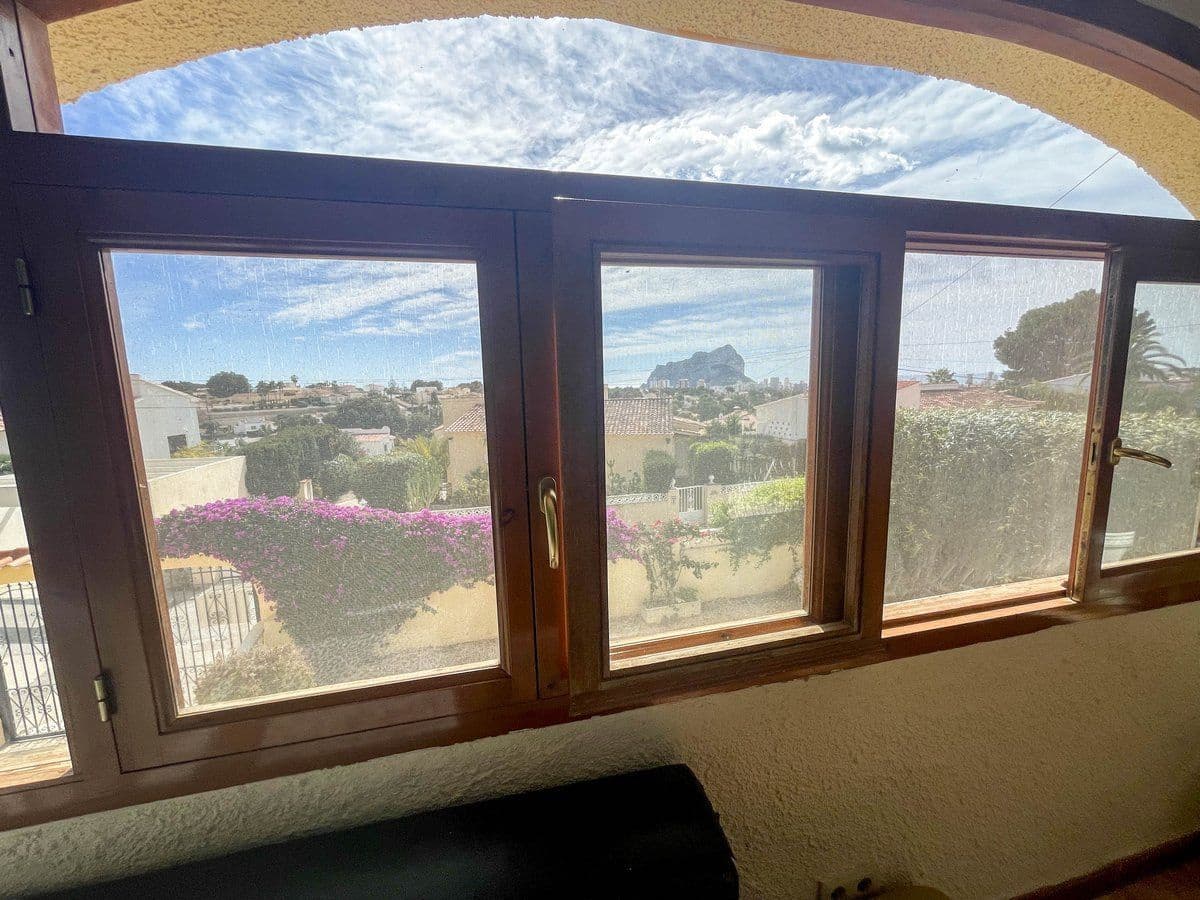 3 bedroom Villa for sale in Calpe / Calp with pool garage - € 490,000 (Ref: 8881320)