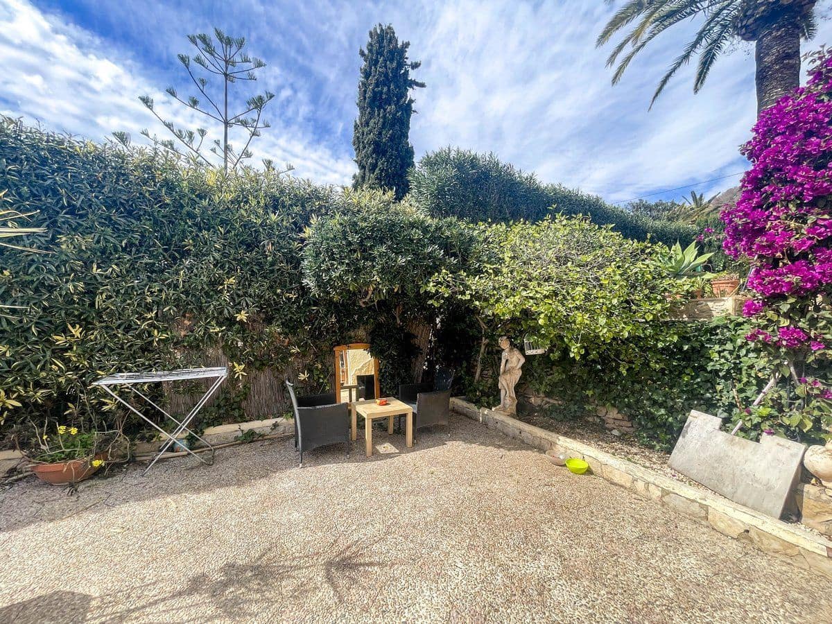 3 bedroom Villa for sale in Calpe / Calp with pool garage - € 490,000 (Ref: 8881320)