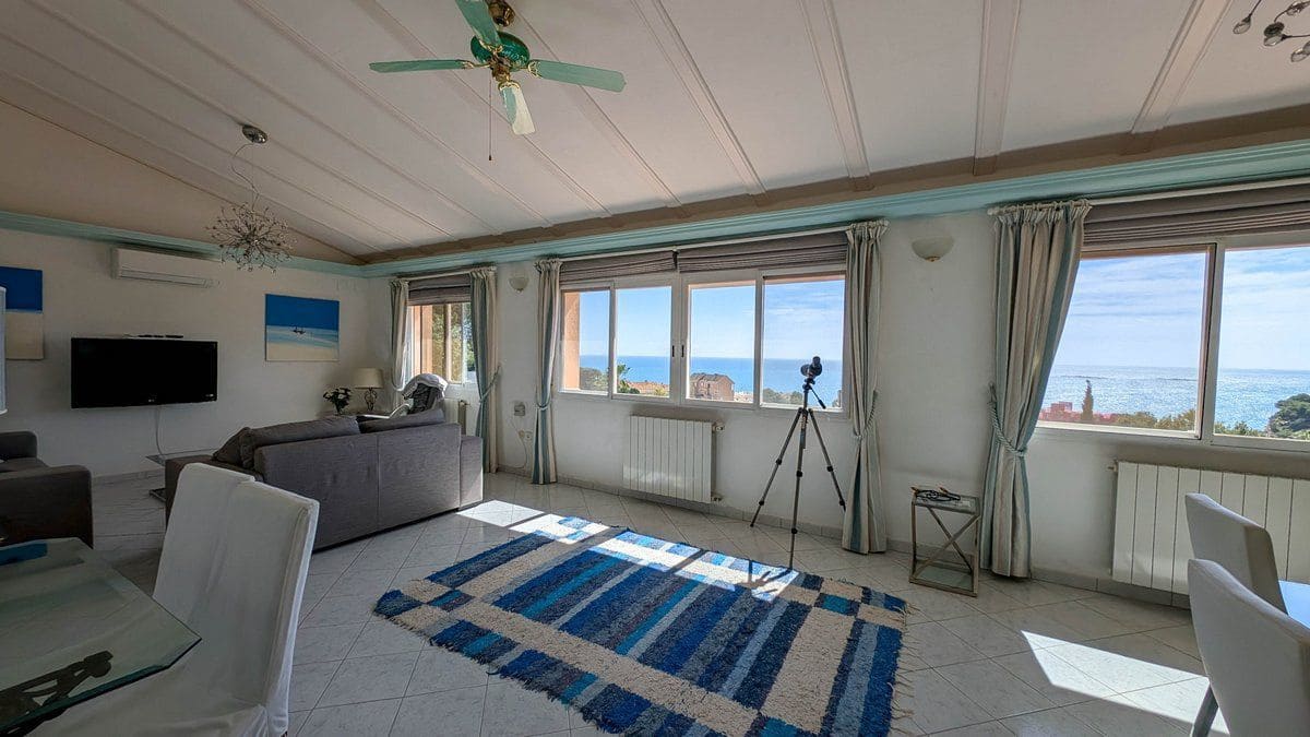 4 soverom Villa til salgs i Calpe / Calp med svømmebasseng garasje - € 899 000 (Ref: 8892130)