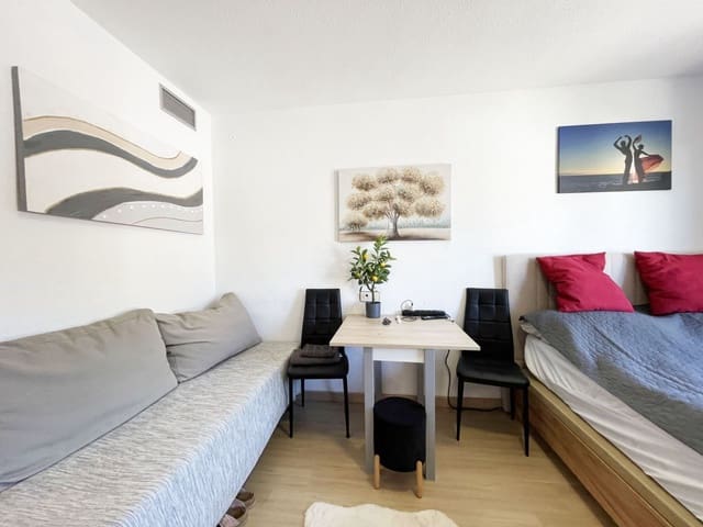 Yksiö myytävänä paikassa Calpe / Calp mukana uima-altaan 
autotalli - 115 000 € (Ref: 8901769)