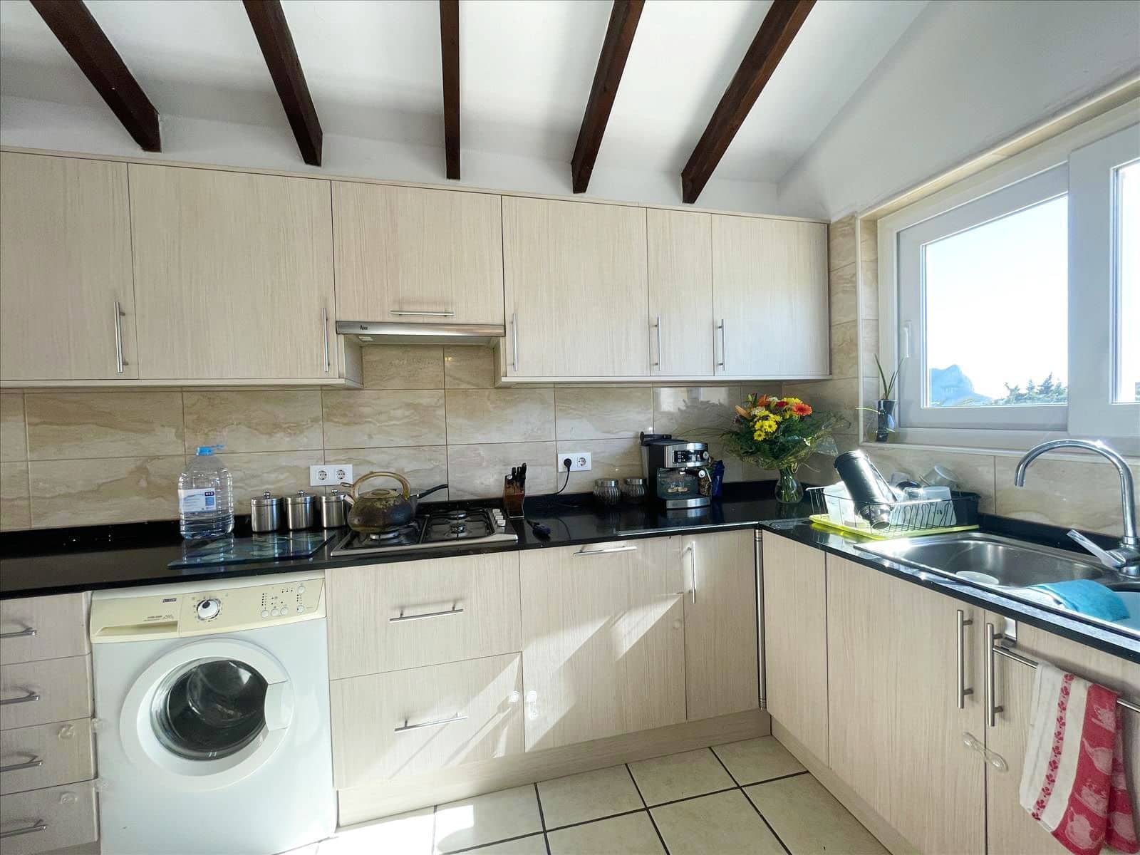 6 Zimmer Villa zu verkaufen in Benissa mit Garage - 595.000 € (Ref: 8914796)