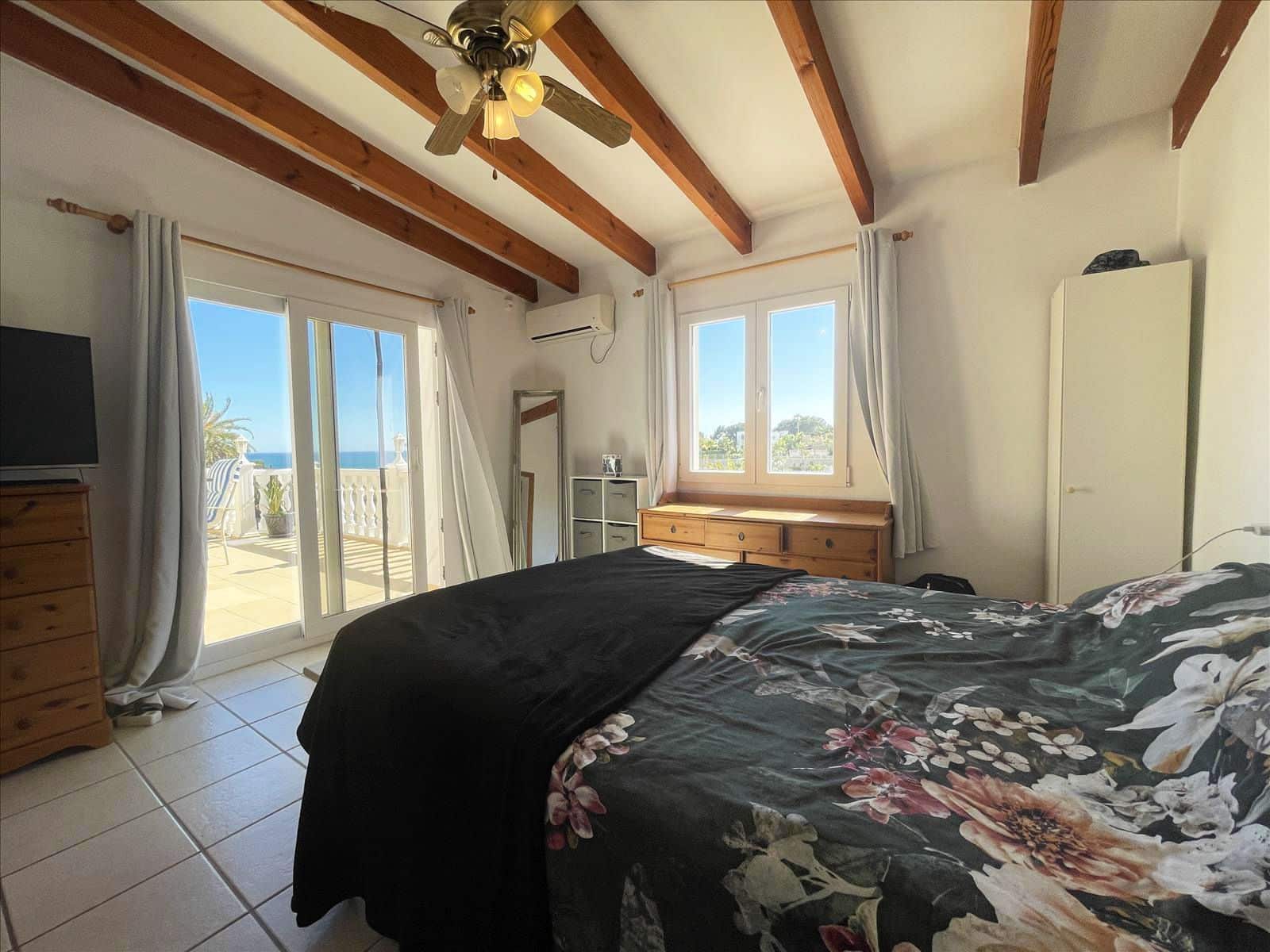 6 Zimmer Villa zu verkaufen in Benissa mit Garage - 595.000 € (Ref: 8914796)