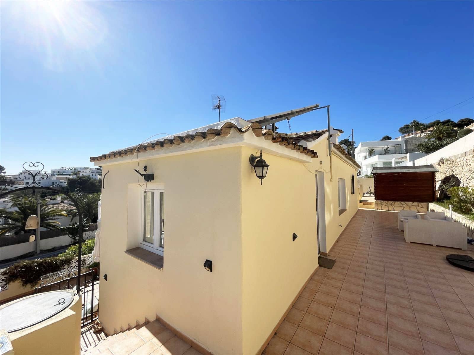 6 Zimmer Villa zu verkaufen in Benissa mit Garage - 595.000 € (Ref: 8914796)