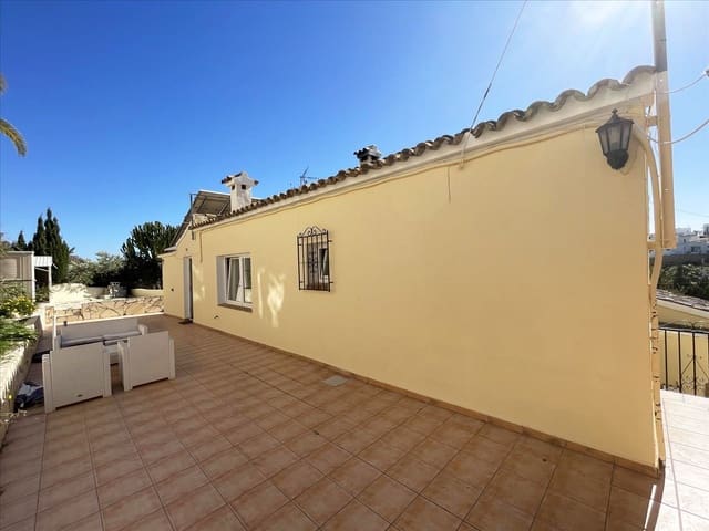 6 Zimmer Villa zu verkaufen in Benissa mit Garage - 595.000 € (Ref: 8914796)