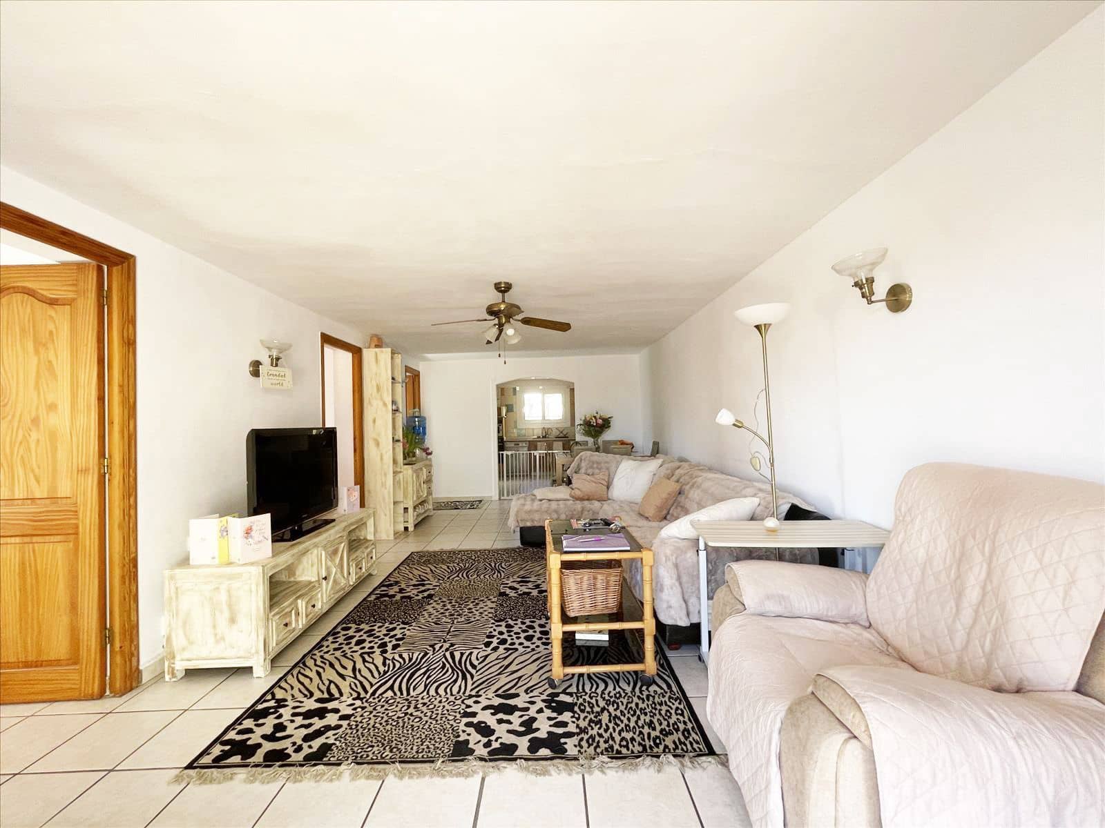 6 Zimmer Villa zu verkaufen in Benissa mit Garage - 595.000 € (Ref: 8914796)