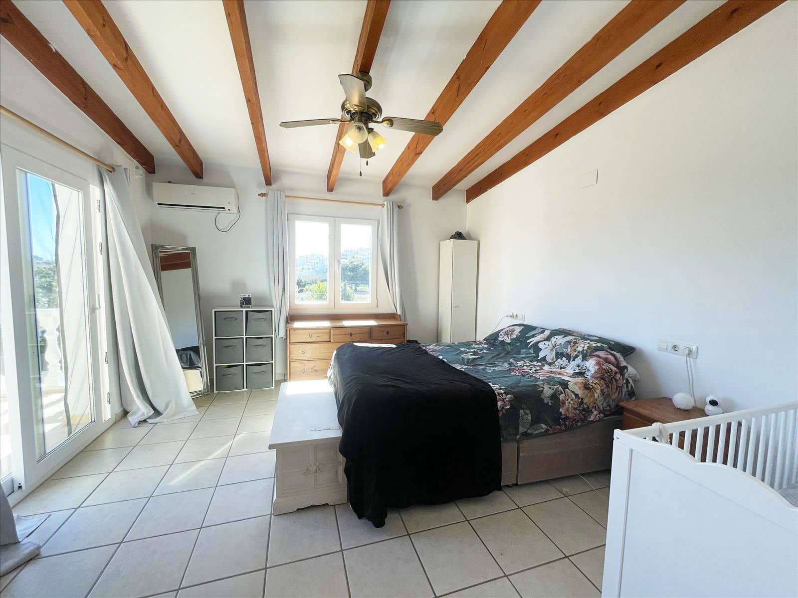6 Zimmer Villa zu verkaufen in Benissa mit Garage - 595.000 € (Ref: 8914796)