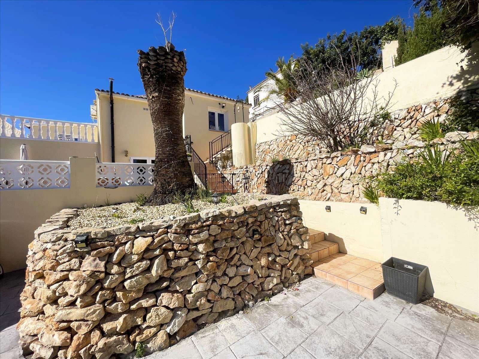6 Zimmer Villa zu verkaufen in Benissa mit Garage - 595.000 € (Ref: 8914796)