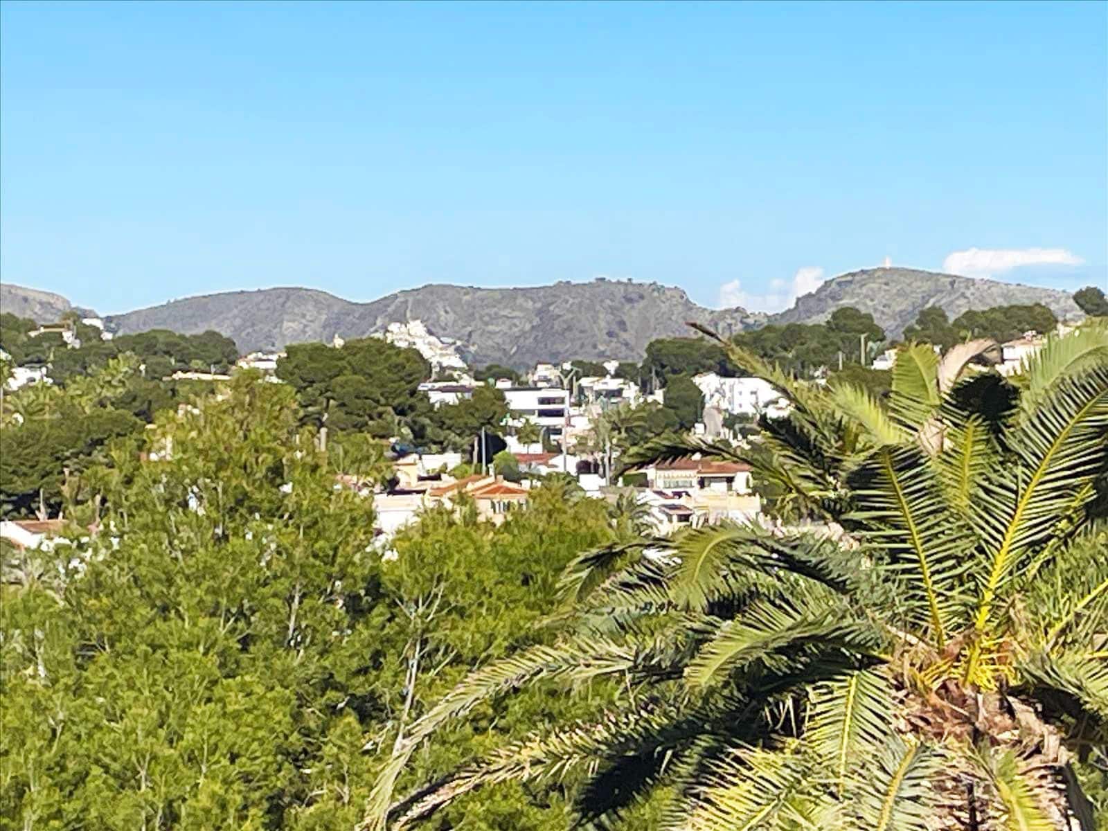 8 bedroom Villa for sale in Benissa with pool garage - € 995,000 (Ref: 8914797)