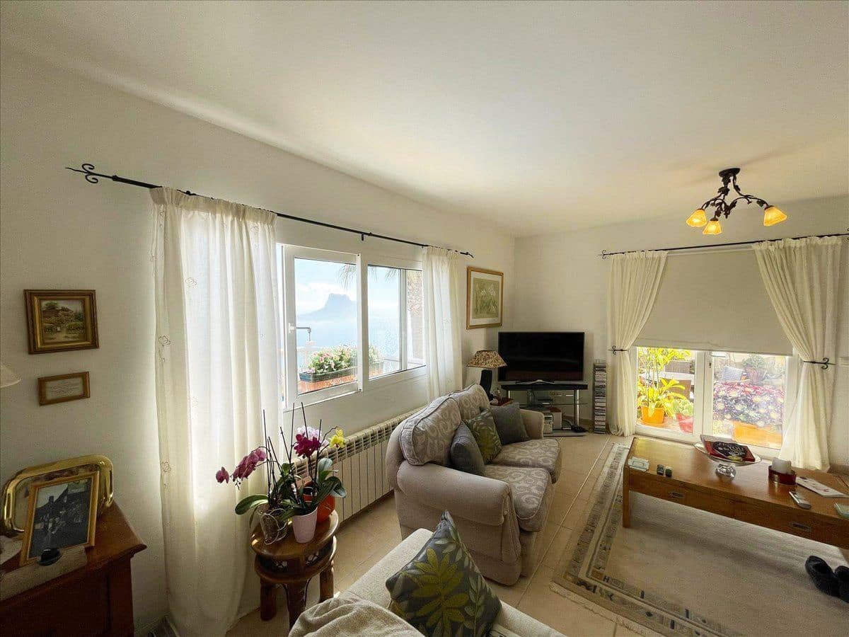 3 bedroom Villa for sale in Calpe / Calp with pool garage - € 699,500 (Ref: 8942660)