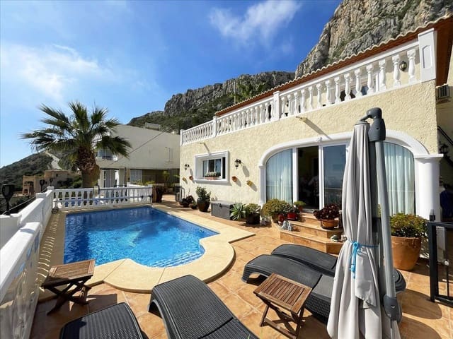 3 chambre Villa/Maison à vendre à Maryvilla, Calpe / Calp avec piscine garage - 699 500 € (Ref: 8942660)