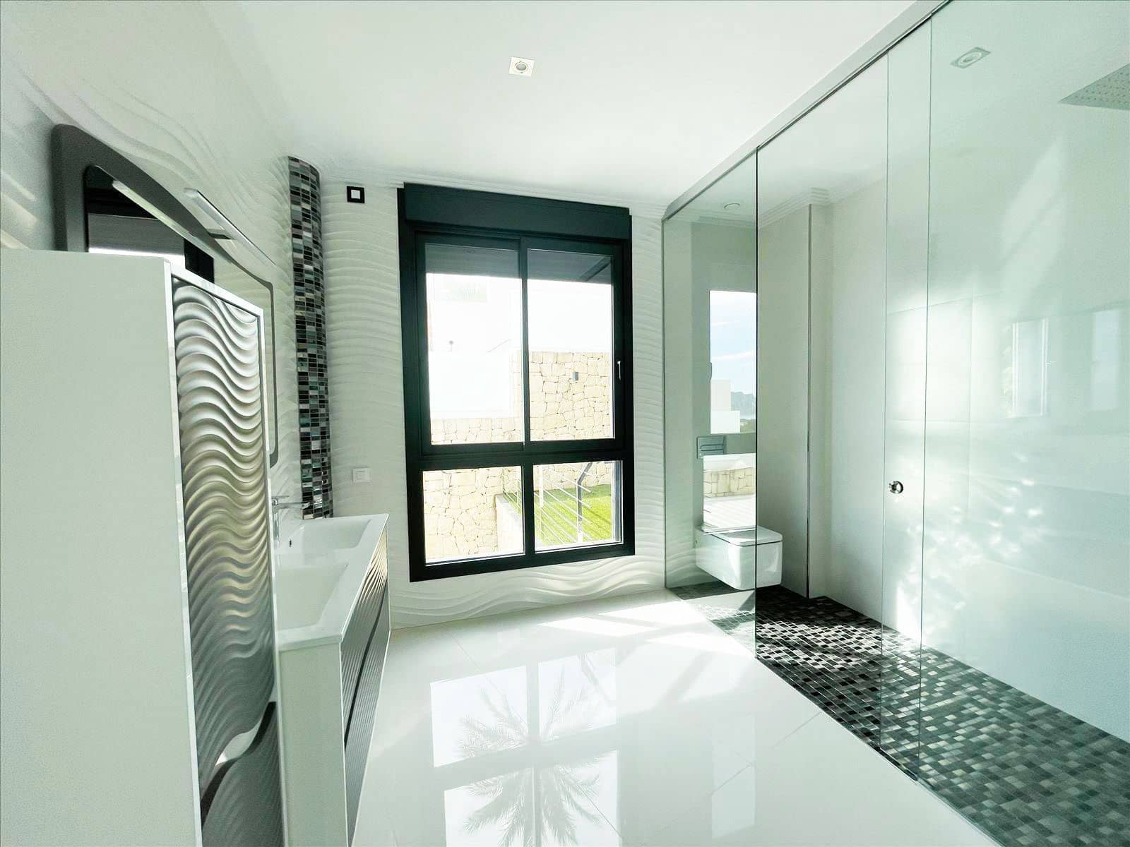 4 quarto Moradia para venda em Benissa com piscina garagem - 2 450 000 € (Ref: 8942663)