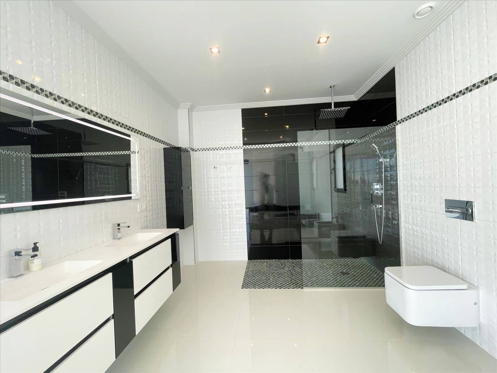 4 quarto Moradia para venda em Benissa com piscina garagem - 2 450 000 € (Ref: 8942663)