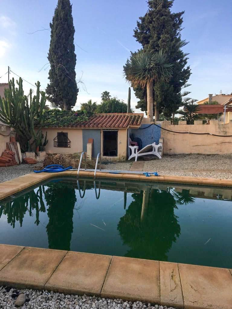 6 makuuhuone Huvila myytävänä paikassa Calpe / Calp mukana uima-altaan 
autotalli - 450 000 € (Ref: 8942664)