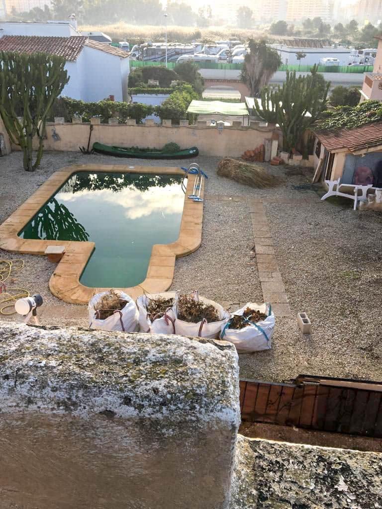 6 makuuhuone Huvila myytävänä paikassa Calpe / Calp mukana uima-altaan 
autotalli - 450 000 € (Ref: 8942664)