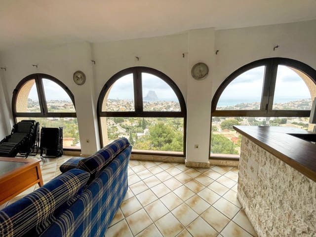 5 bedroom Villa for sale in Calpe / Calp with garage - € 1,290,000 (Ref: 8942666)