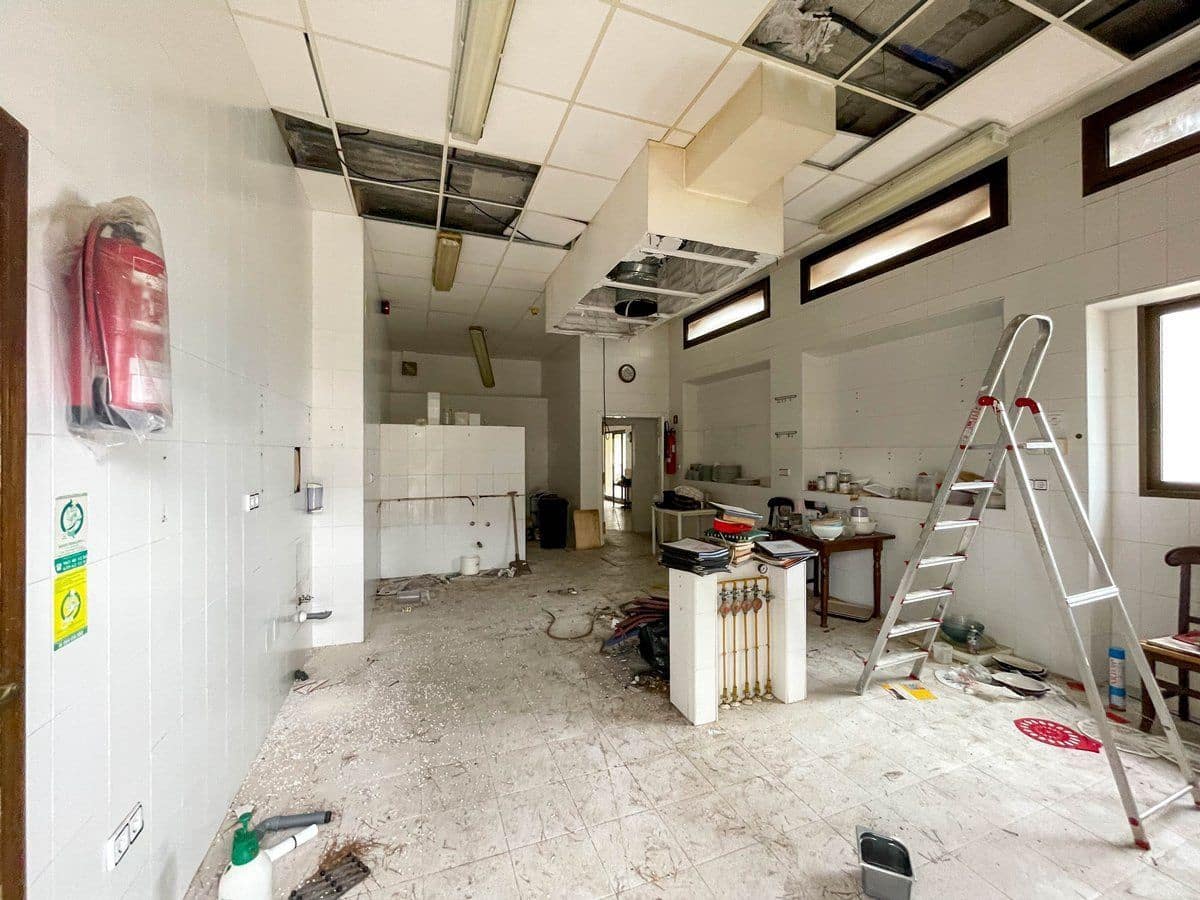 5 soveværelse Erhverv til salg i Calpe / Calp med garage - € 1.290.000 (Ref: 8942667)