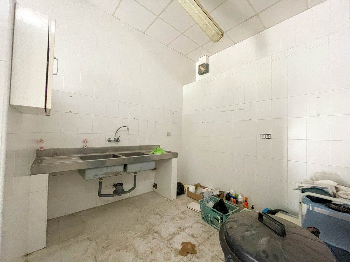 5 soveværelse Erhverv til salg i Calpe / Calp med garage - € 1.290.000 (Ref: 8942667)