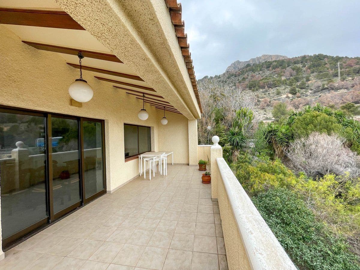 5 soveværelse Erhverv til salg i Calpe / Calp med garage - € 1.290.000 (Ref: 8942667)