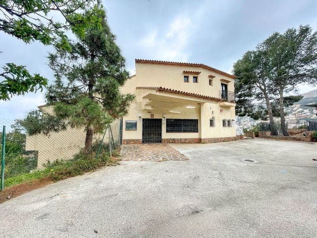 5 Zimmer Gewerbe zu verkaufen in Calpe / Calp mit Garage - 1.290.000 € (Ref: 8942667)