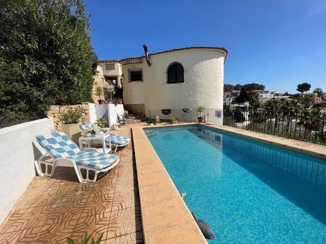 4 Zimmer Villa zu verkaufen in Montemar, Benissa mit Pool Garage - 695.000 € (Ref: 8942669)
