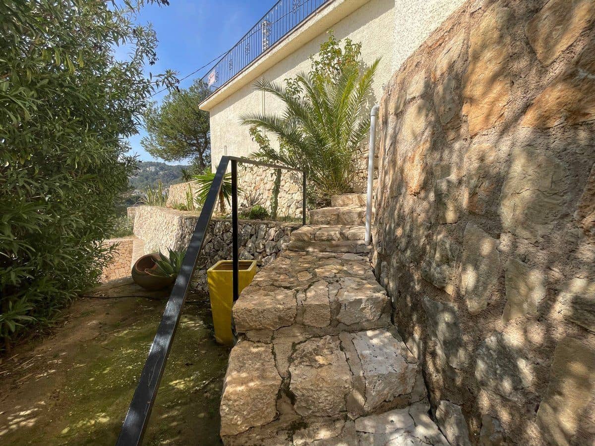 4 Zimmer Villa zu verkaufen in Montemar mit Pool Garage - 695.000 € (Ref: 8942669)