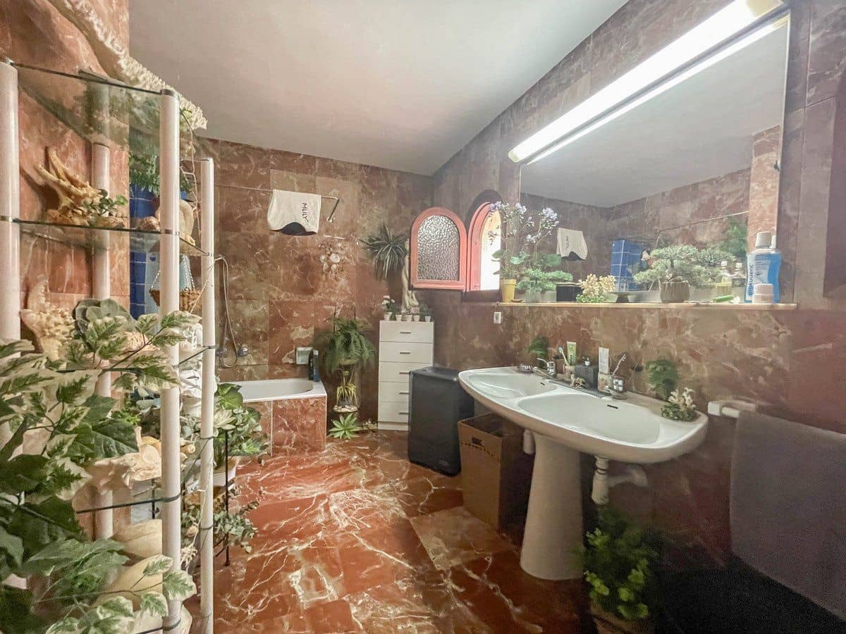 4 Zimmer Villa zu verkaufen in Montemar mit Pool Garage - 695.000 € (Ref: 8942669)