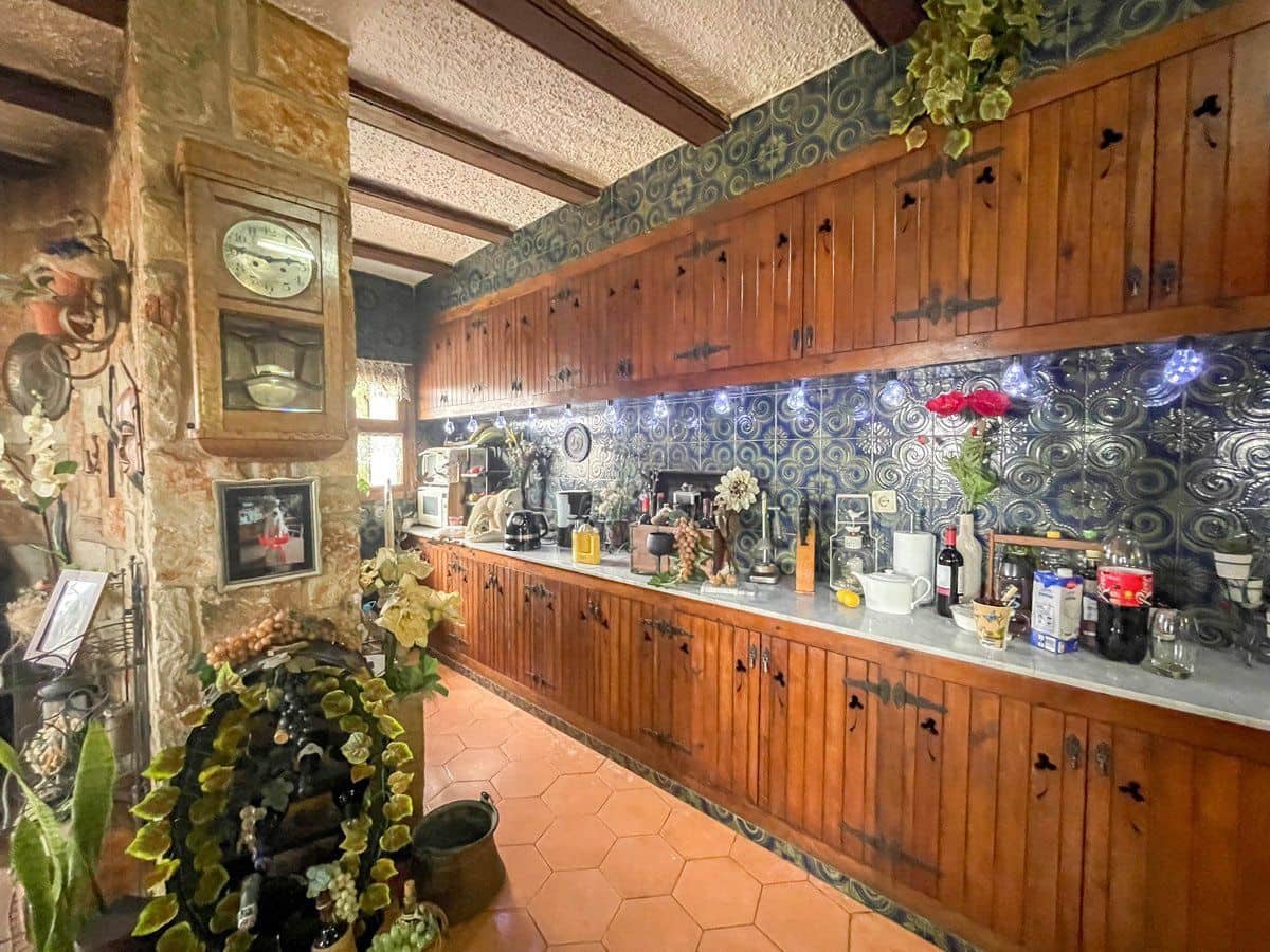 4 Zimmer Villa zu verkaufen in Montemar mit Pool Garage - 695.000 € (Ref: 8942669)