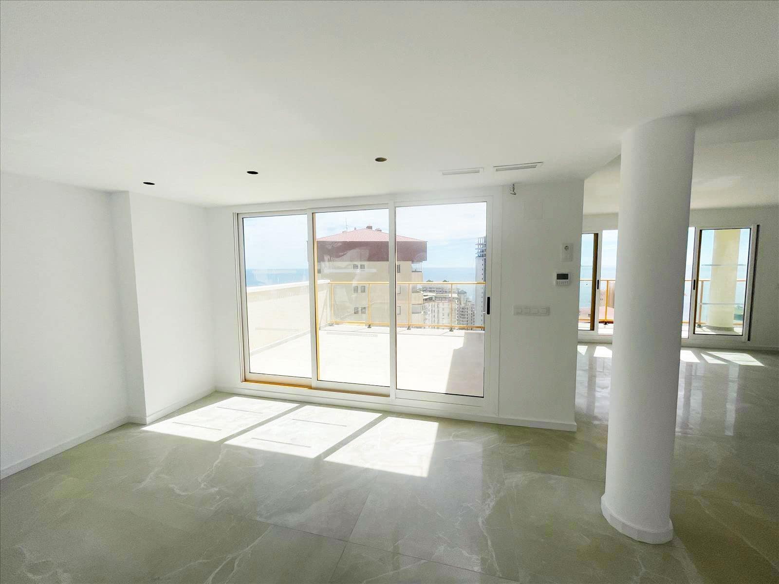 3 quarto Penthouse para venda em Calpe / Calp com piscina garagem - 849 000 € (Ref: 8969972)