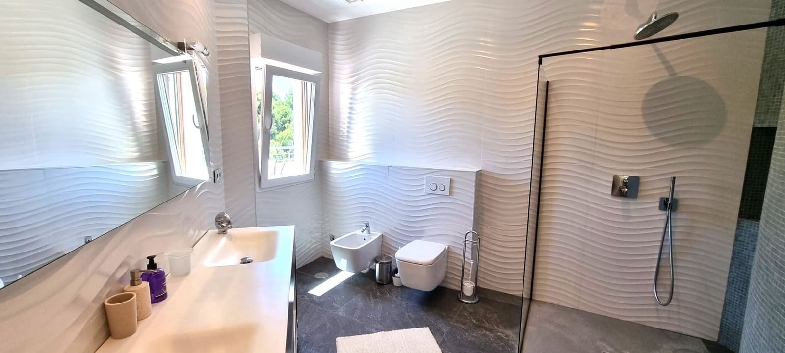 7 bedroom Villa for sale in Altea with pool garage - € 1,990,000 (Ref: 8975800)