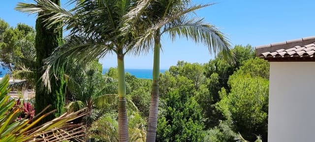 7 Zimmer Villa zu verkaufen in Altea mit Pool Garage - 1.990.000 € (Ref: 8975800)