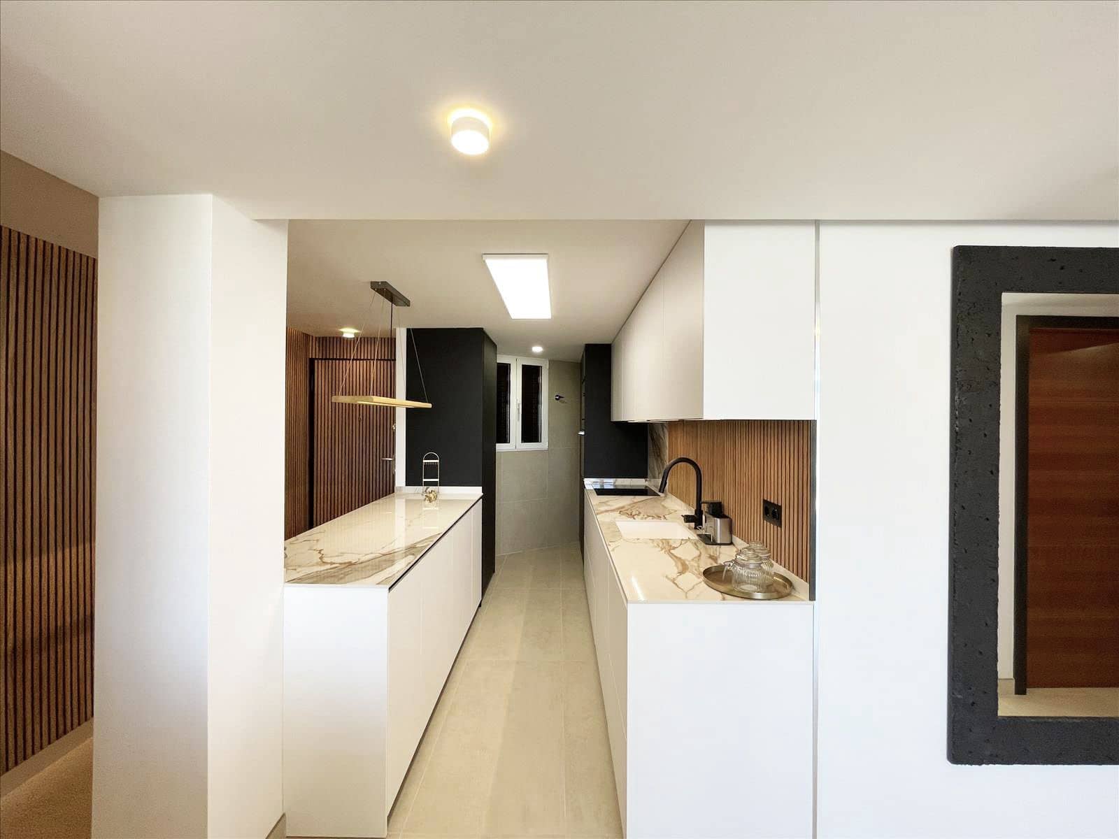 2 soveværelse Lejlighed til salg i Calpe / Calp med garage - € 360.000 (Ref: 9058996)