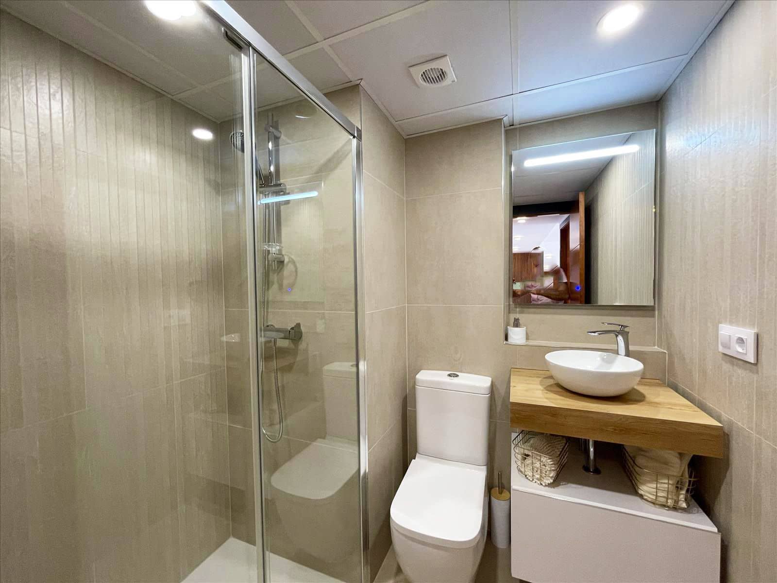 2 soveværelse Lejlighed til salg i Calpe / Calp med garage - € 360.000 (Ref: 9058996)