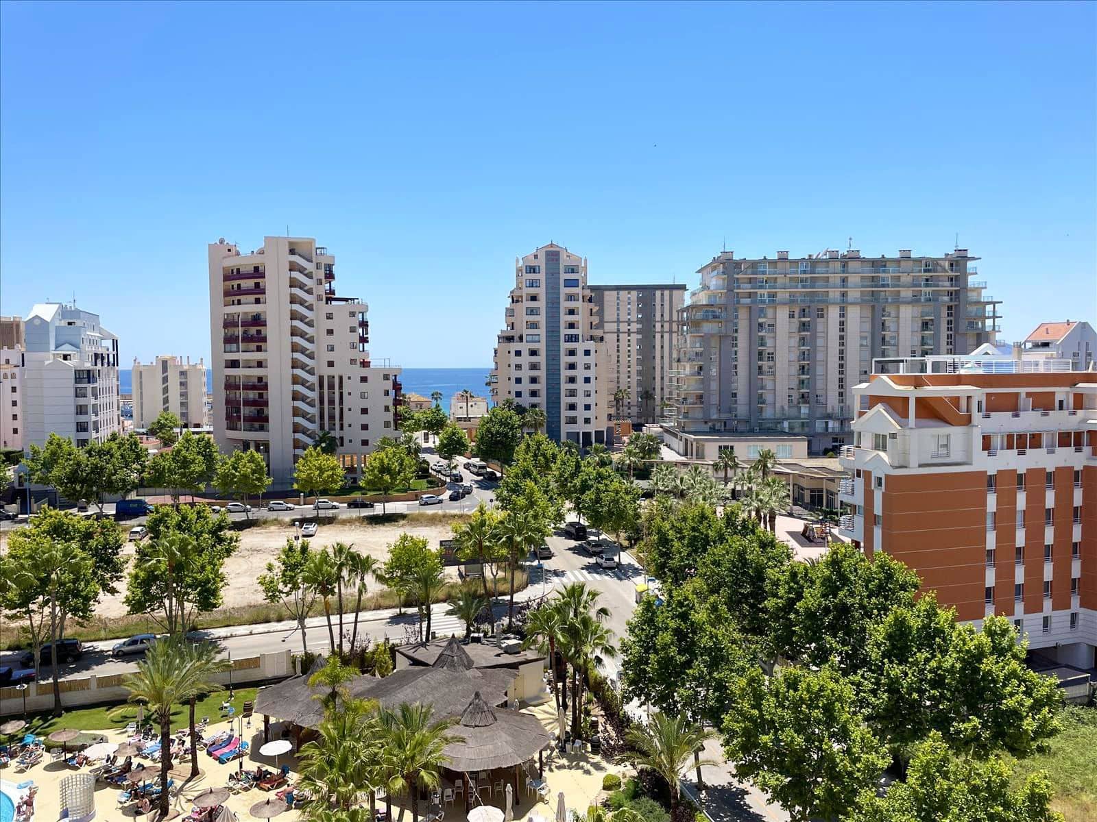 2 soveværelse Lejlighed til salg i Calpe / Calp med garage - € 360.000 (Ref: 9058996)