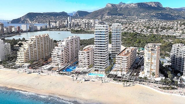 3 Zimmer Apartment zu verkaufen in Calpe / Calp mit Pool Garage - 1.014.000 € (Ref: 9106305)
