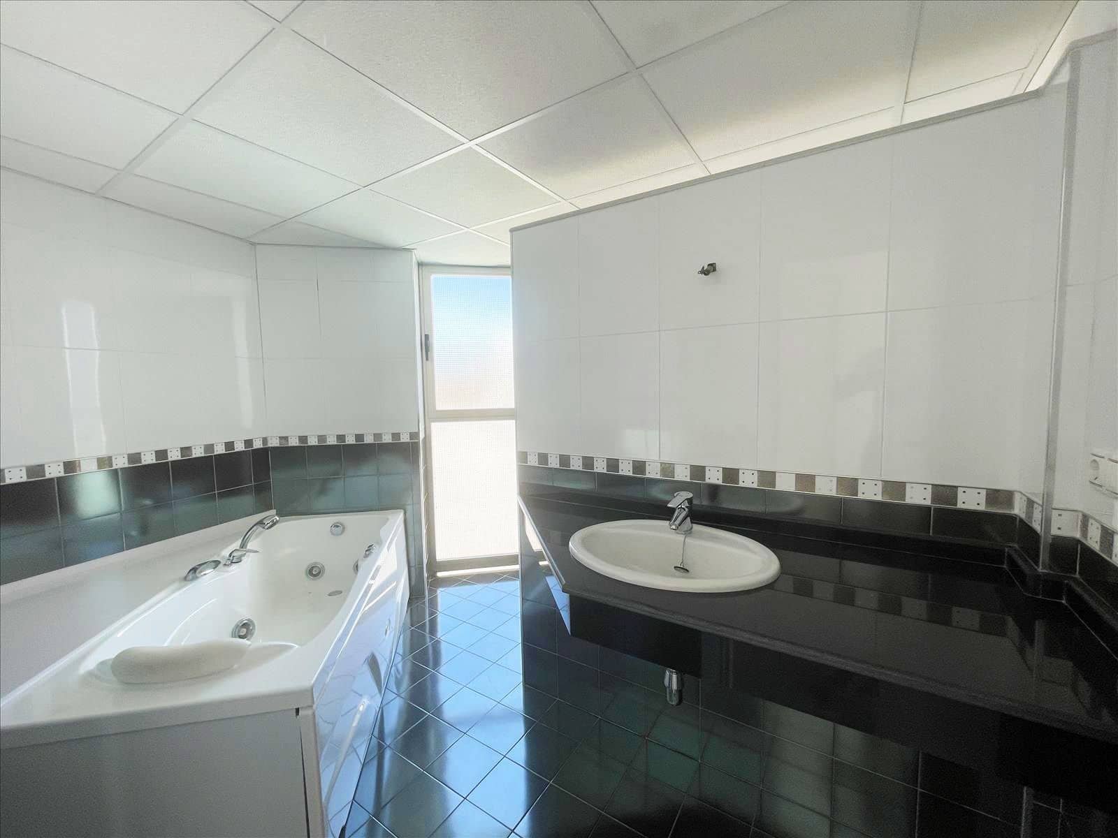 3 chambre Penthouse à vendre à Calpe / Calp avec piscine - 685 000 € (Ref: 9108439)