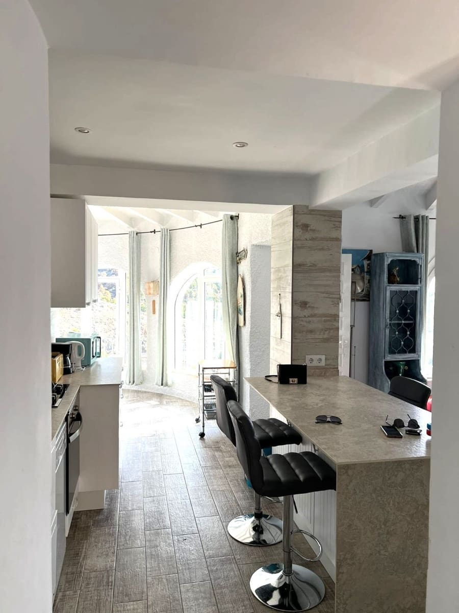 5 chambre Villa/Maison à vendre à Calpe / Calp avec piscine garage - 635 000 € (Ref: 9127980)