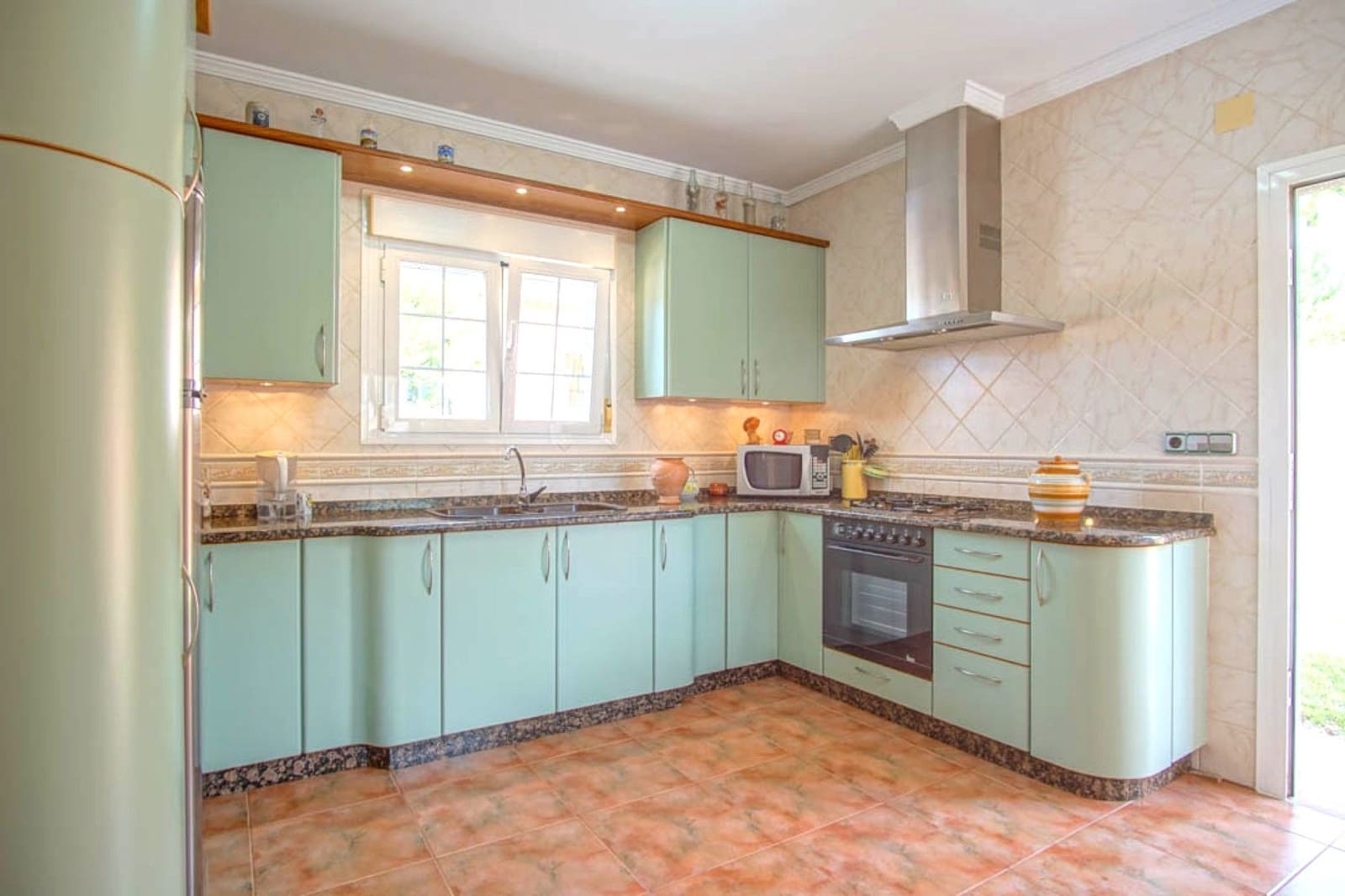 5 quarto Moradia para venda em Calpe / Calp com piscina garagem - 725 000 € (Ref: 9127981)