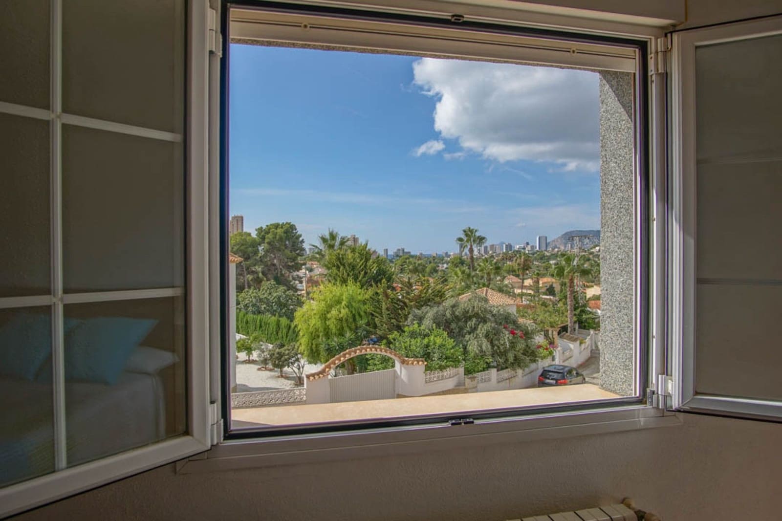 5 quarto Moradia para venda em Calpe / Calp com piscina garagem - 725 000 € (Ref: 9127981)