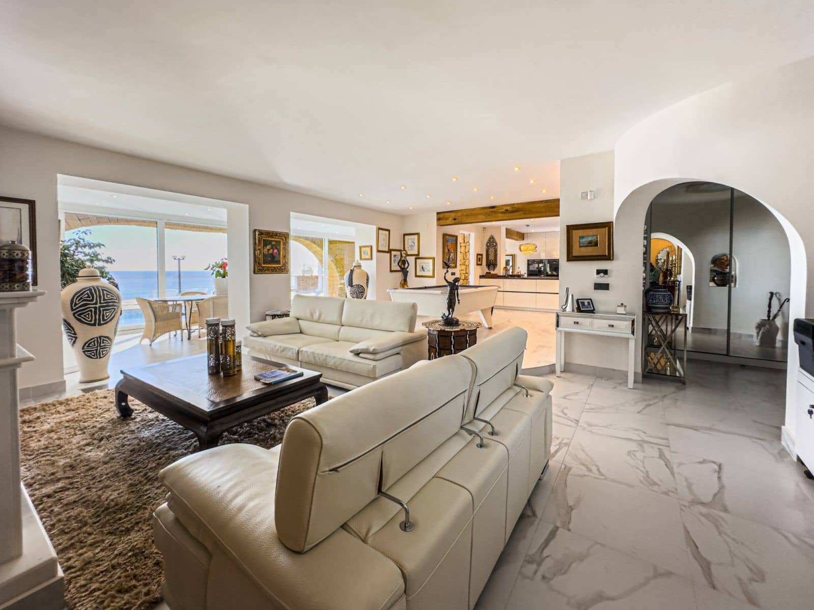 4 bedroom Villa for sale in Benissa with pool garage - € 2,490,000 (Ref: 9127982)