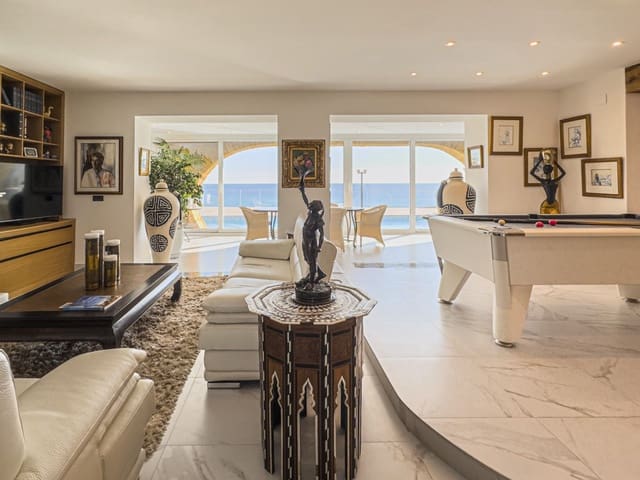 4 slaapkamer Villa te koop in Benissa met zwembad garage - € 2.490.000 (Ref: 9127982)